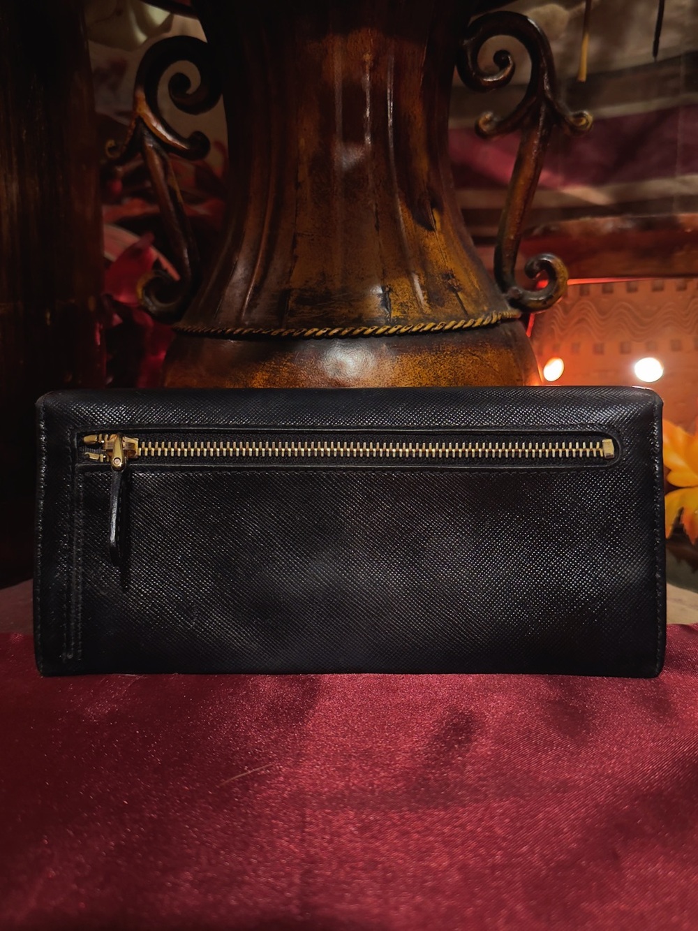 Prada Black Saffiano Leather Bow Continental Wallet - Picture 4 of 16